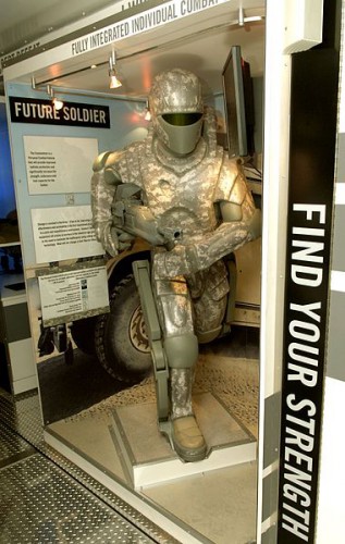 380px-US_Army_powered_armor.jpg