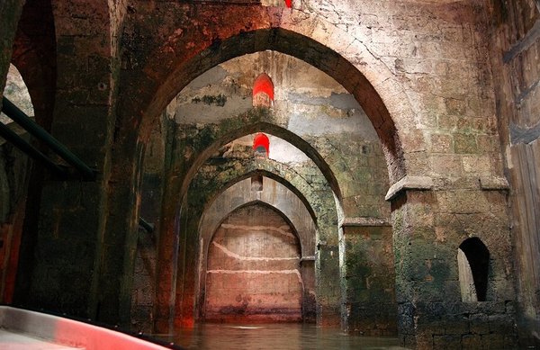 Арочный подземный бассейн в Рамле - Отчеты о поездках.jpg