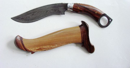 Karambit Besar.jpg