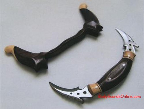 Karambit Kembar.jpg