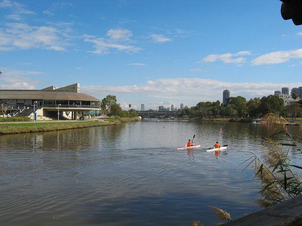 reka-Yarkon-Tel-Aviv-Izrail-3.jpg