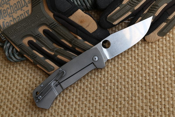 Newest-C186-folding-knife-D2-blade-TC4-Titanium-handle-Copper-washer-camping-hunting-Tactical-outdoors-survival.jpg